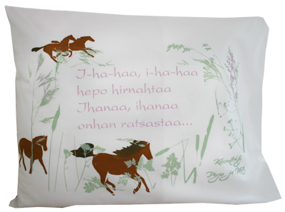 Käsinpainettu I-ha-haa hepo hirnahtaa-tyynyliina