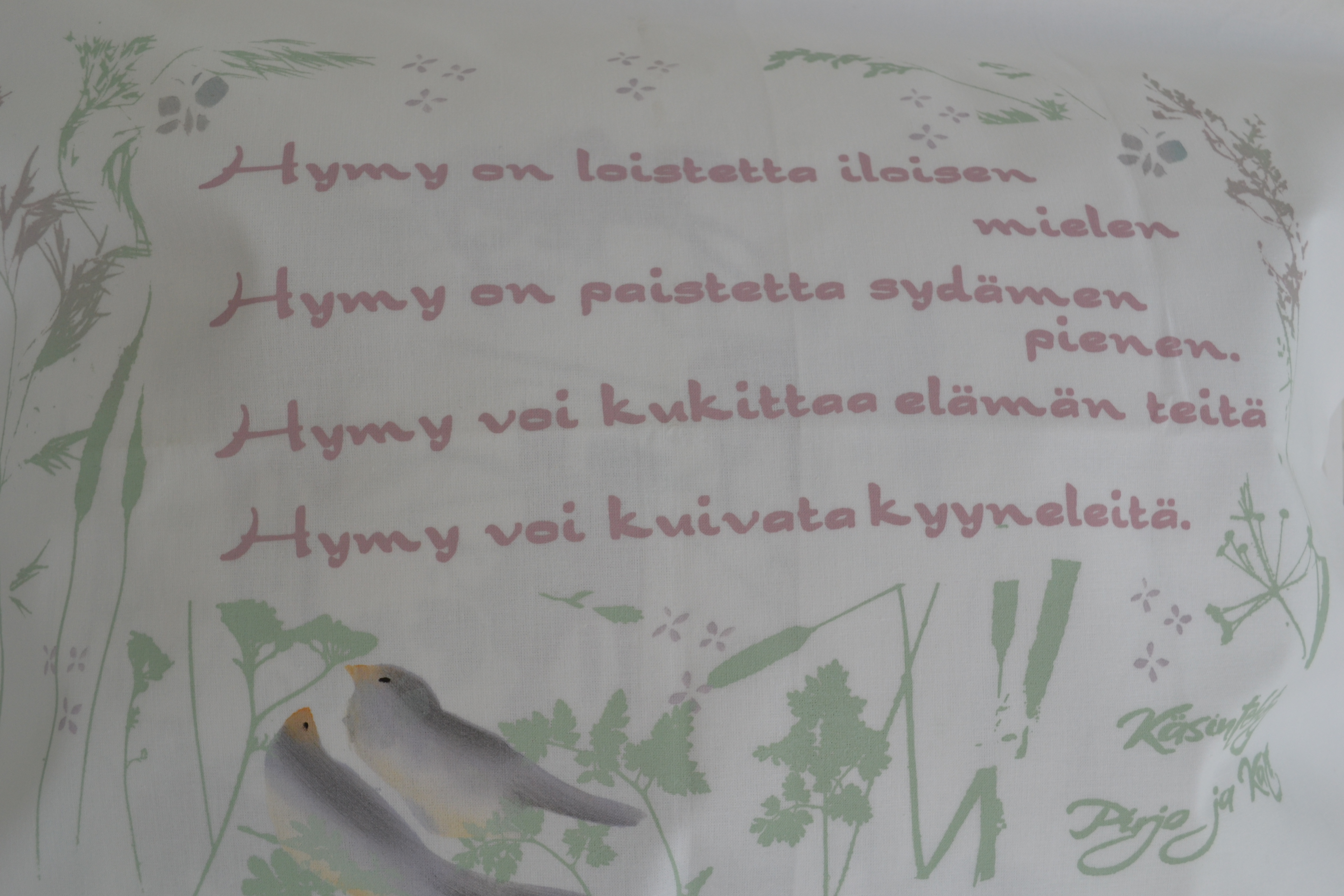 Käsinpainettu Hymy-tyynyliina